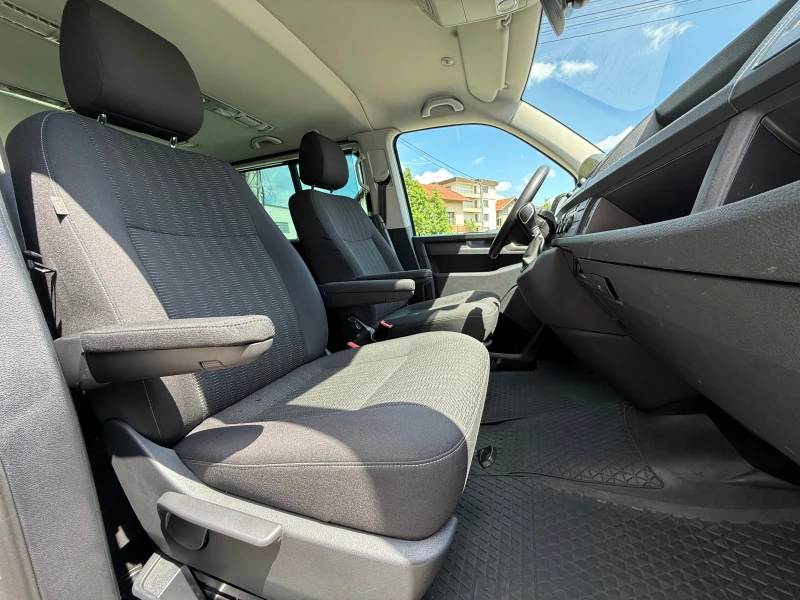 VW Multivan 2.0BiTDI-AVTOMAT-4X4-8м-CH, снимка 13 - Бусове и автобуси - 50285477