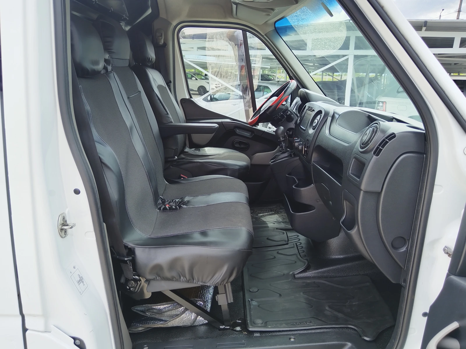 Renault Master 2.3DCI-165КС-EURO6-НАВИ - изображение 9
