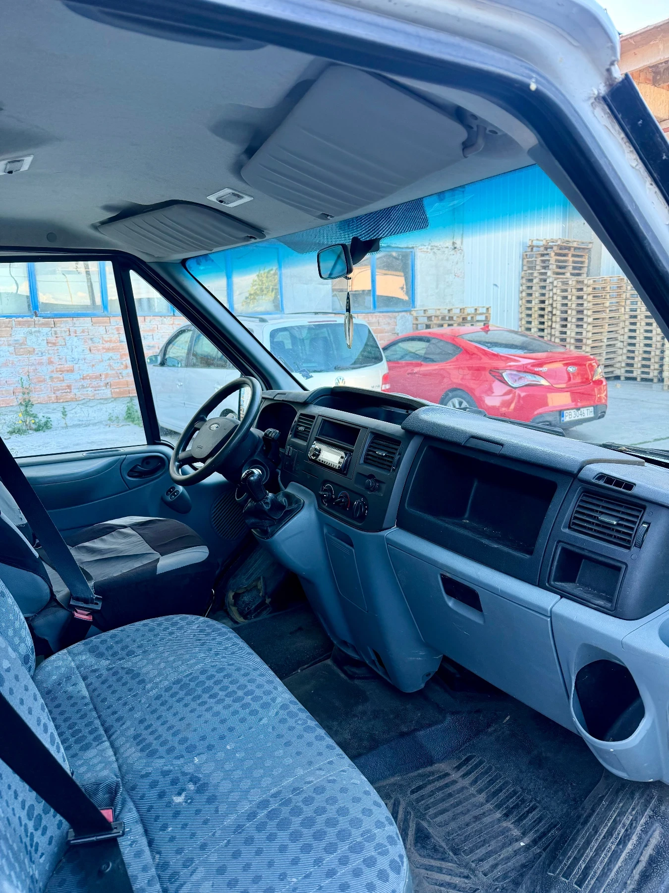Ford Transit Товарен, 5+ 1, фургон, багажник, снимка 9 - Бусове и автобуси - 55033808