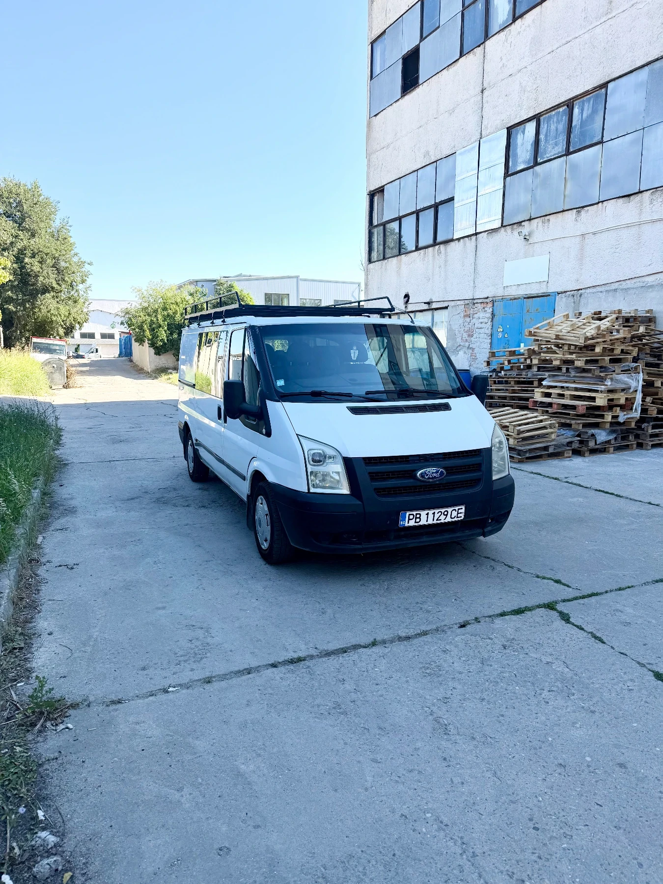 Ford Transit Товарен, 5+ 1, фургон, багажник, снимка 3 - Бусове и автобуси - 55033808