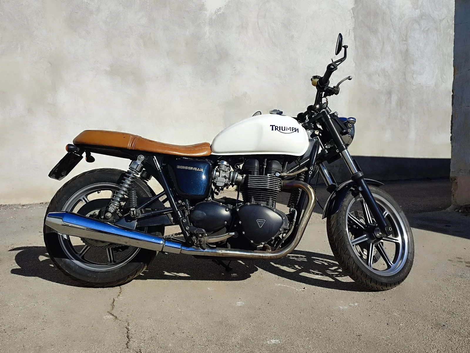 Triumph Bonneville T100i SE - изображение 7