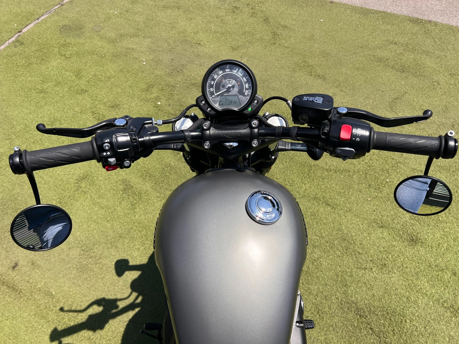 Triumph Bonneville BONNEVILLE BOBBER/1.2/77K.C. - изображение 7