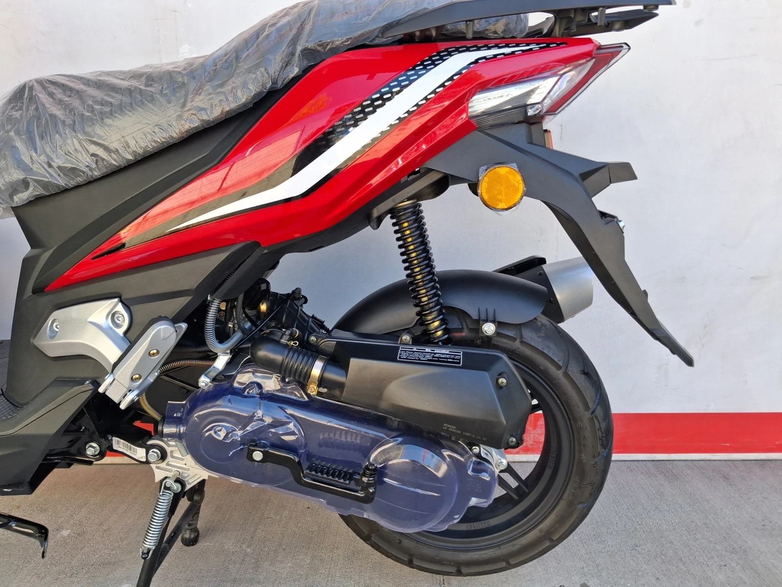 Honda Ns MOTO XRS 50 4T, снимка 5 - Мотоциклети и мототехника - 56016368