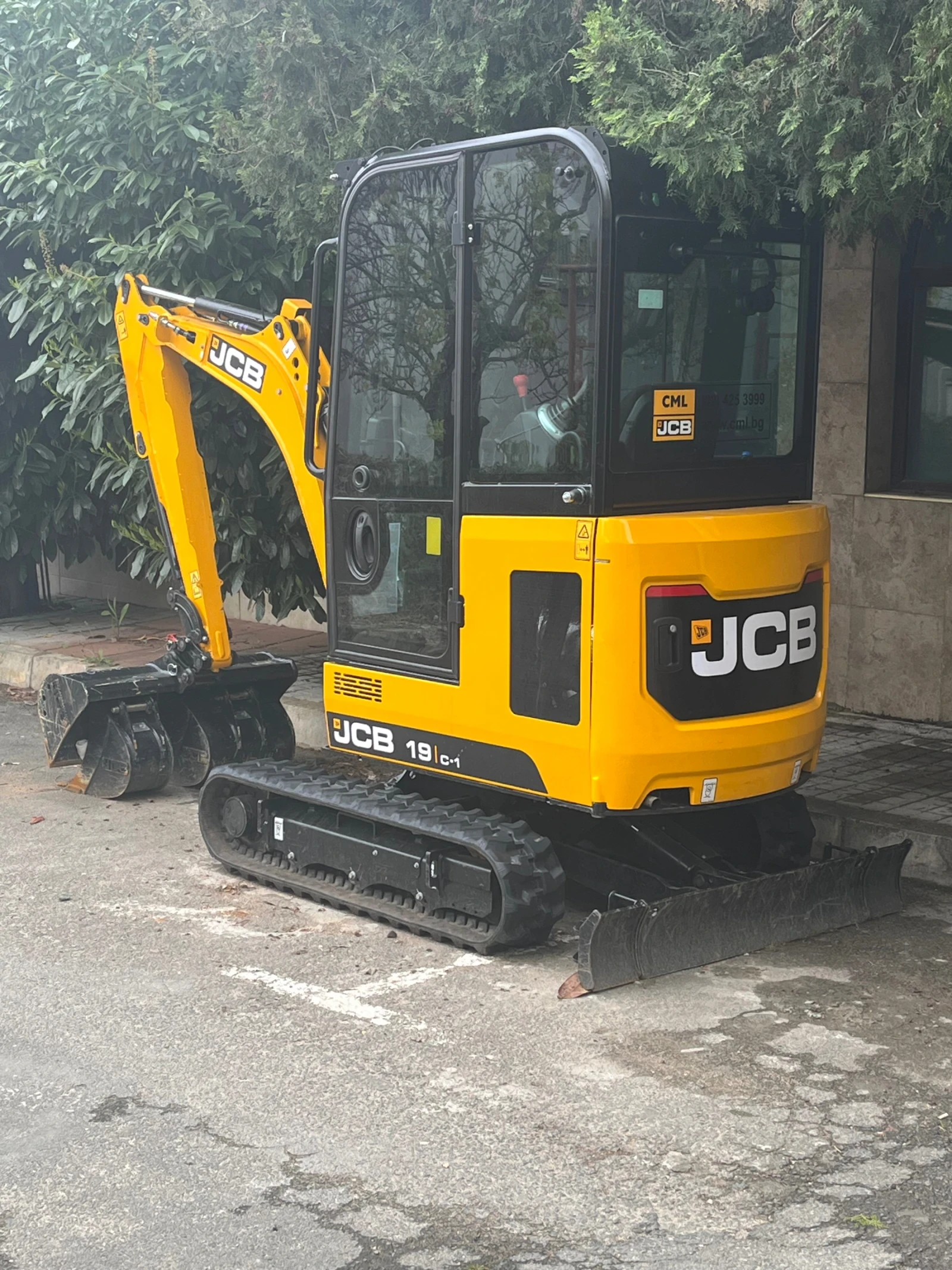 Багер JCB 19c-1, снимка 3 - Индустриална техника - 56215767