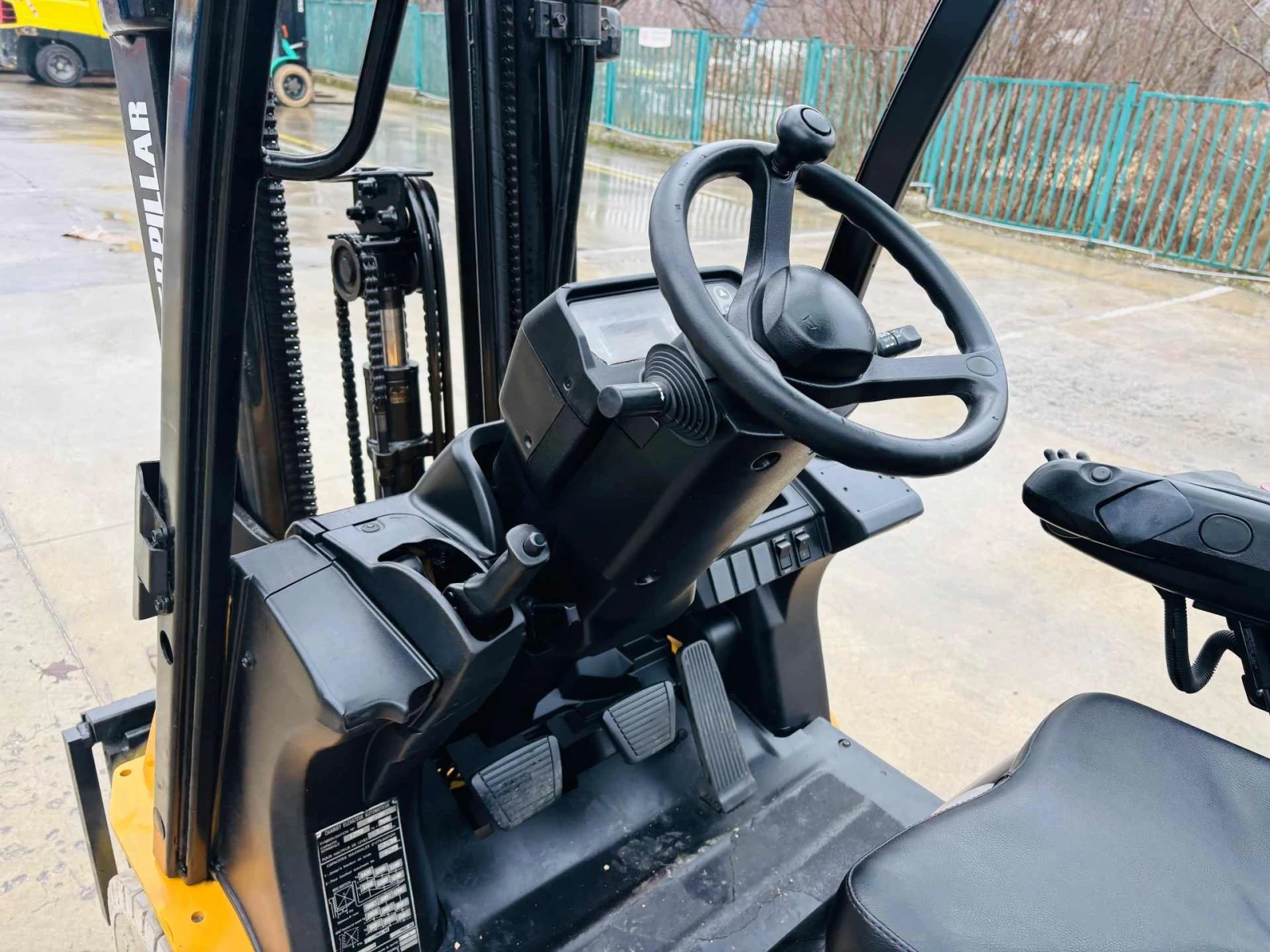 ������� Cat ������� ����������, ������� | Mobile.bg � ����������� 8