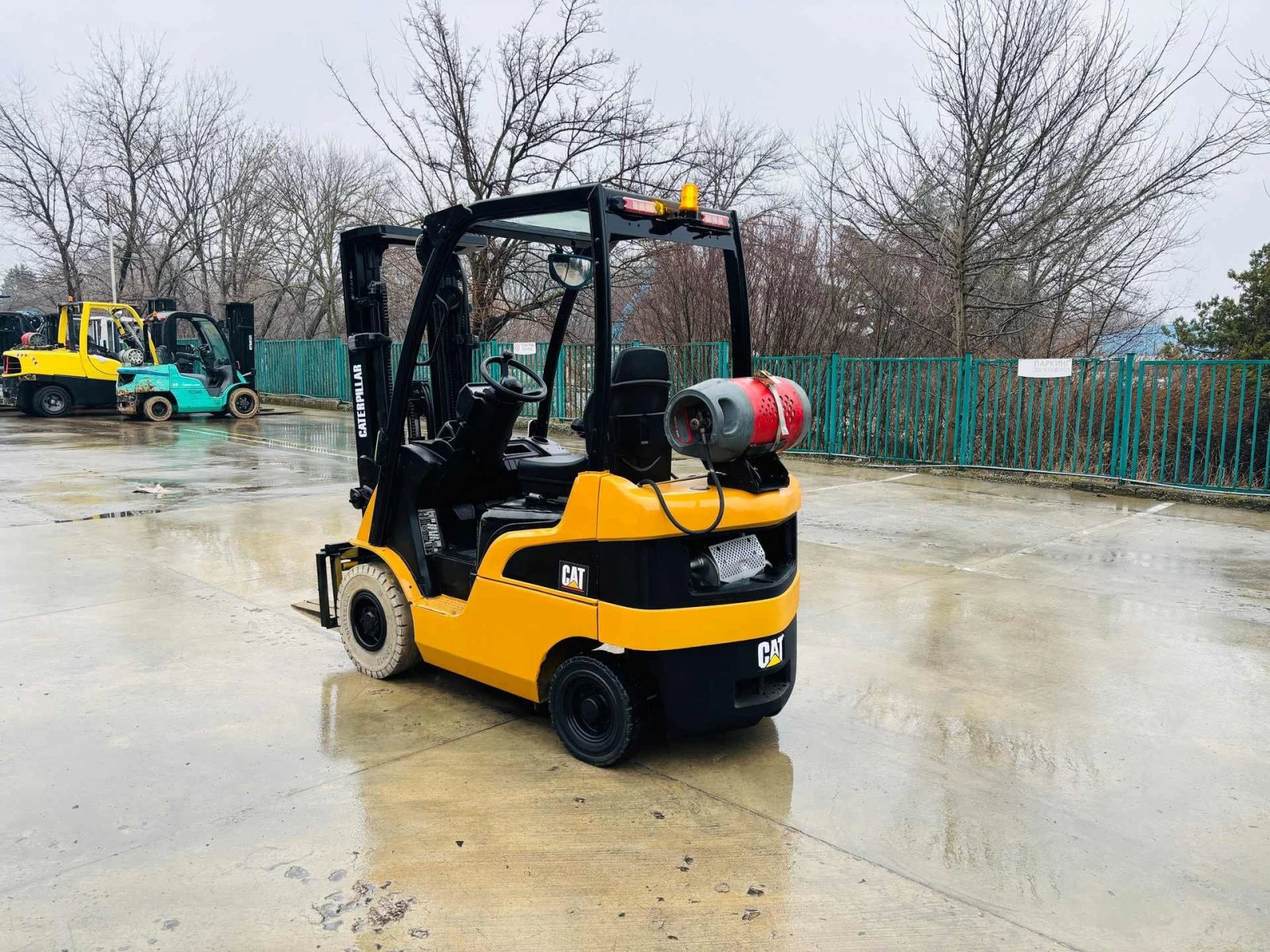 ������� Cat ������� ����������, ������� | Mobile.bg � ����������� 2