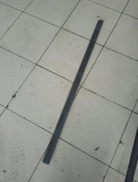 лайсна врата предна дясна Форд Фокус 4вр. 05г.