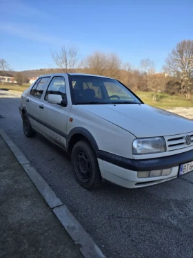 VW Vento 1.8 газ бензин, снимка 2