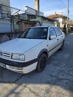 VW Vento 1.8 газ бензин, снимка 1