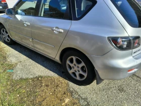 Mazda 3 - 1499 € / 2931.79 лв. - 15414812 7