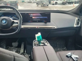 BMW iX  XDRIVE50| PANO| 360| HUD| 2 КЛЮЧА| CARFAX  | Auto.bg — изображение 10