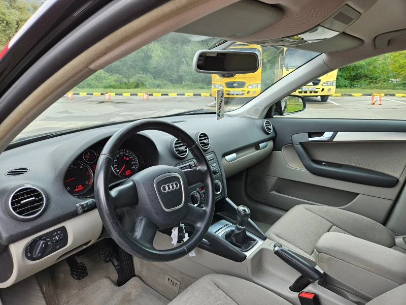 Audi A3 2.0 Tdi Klimatronik/6skorosti, снимка 11 - Автомобили и джипове - 47239806