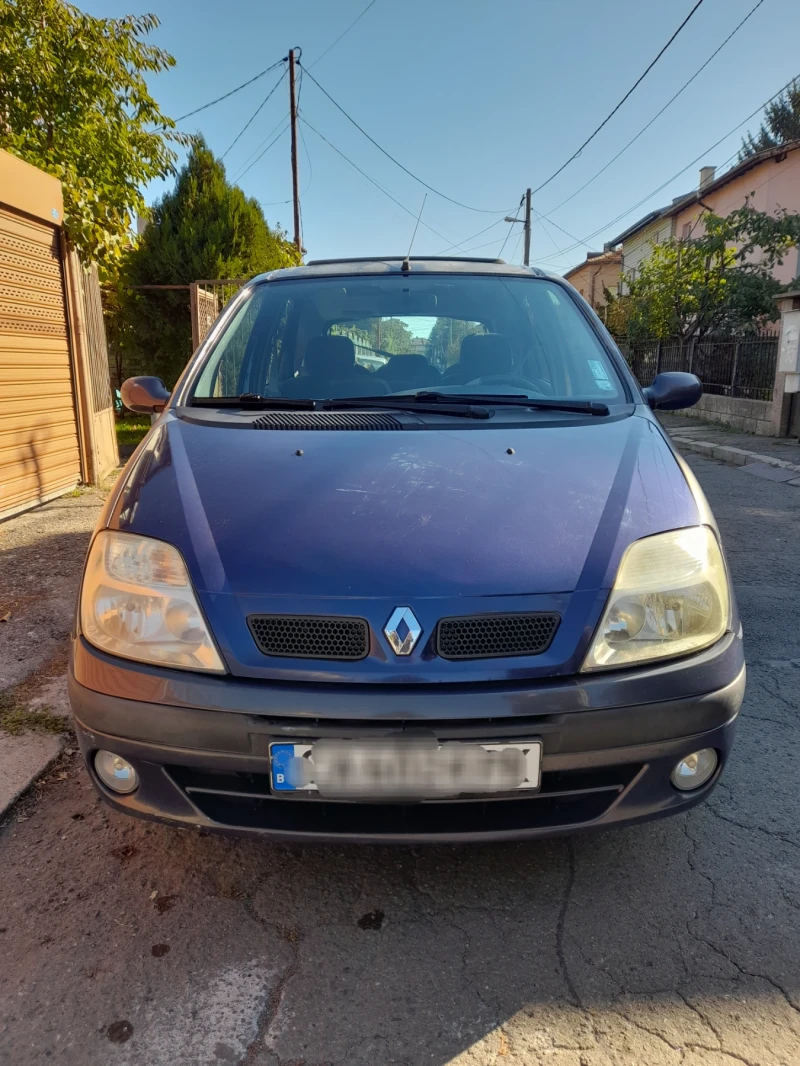 Renault Scenic, снимка 9 - Автомобили и джипове - 47649459