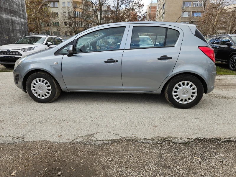 Opel Corsa 1.2 i, снимка 9 - Автомобили и джипове - 48322539