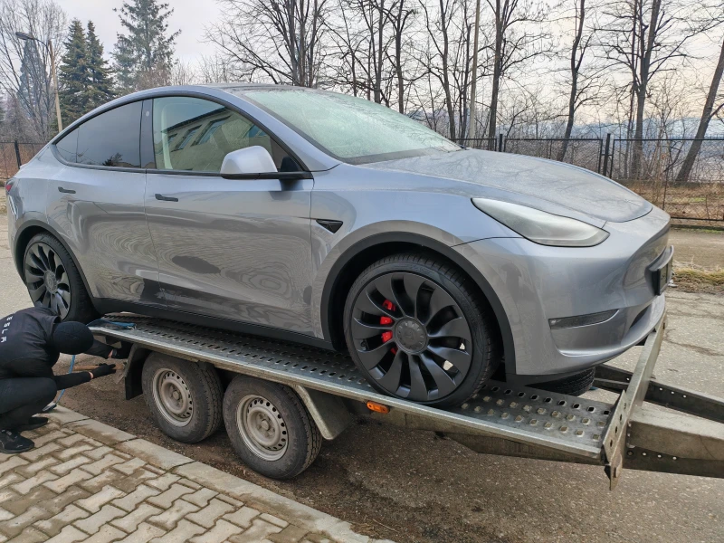 Tesla Model Y Performance, снимка 5 - Автомобили и джипове - 48592086