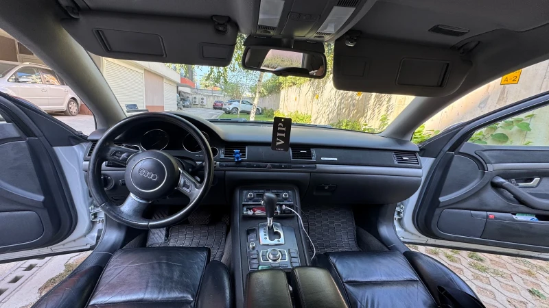 Audi A8, снимка 9 - Автомобили и джипове - 52651794