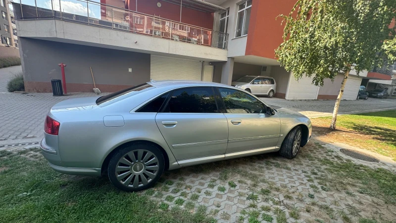 Audi A8, снимка 5 - Автомобили и джипове - 52651794