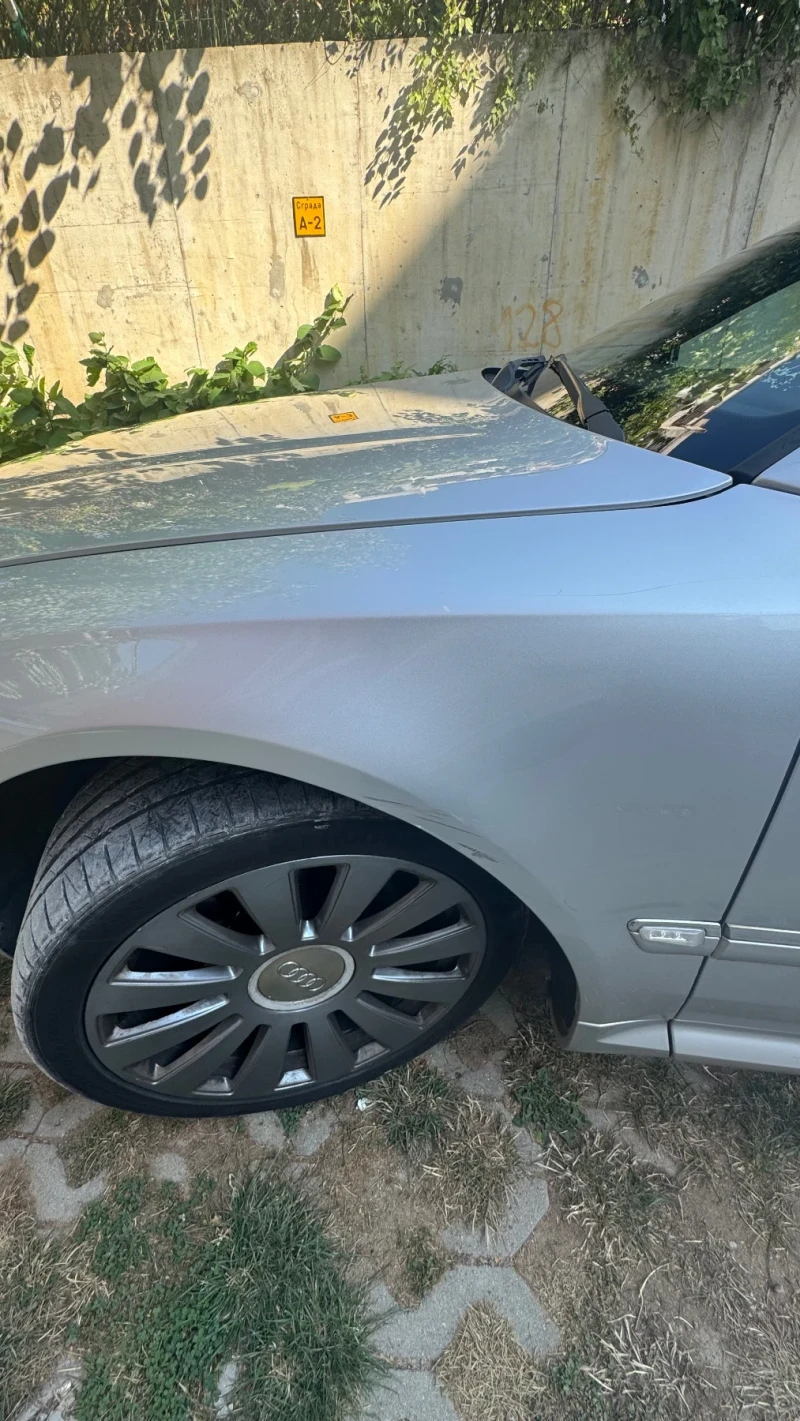 Audi A8, снимка 2 - Автомобили и джипове - 52651794