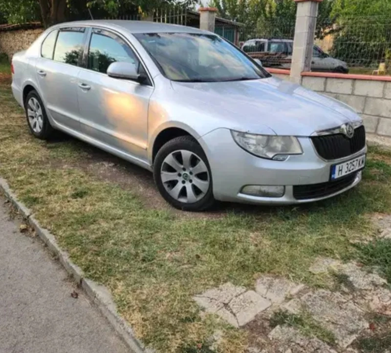 Skoda Superb, снимка 2 - Автомобили и джипове - 52774420