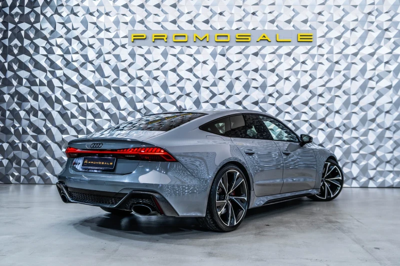 Audi Rs7 Quattro* Carbon* Pano* B&O, снимка 5 - Автомобили и джипове - 53100190
