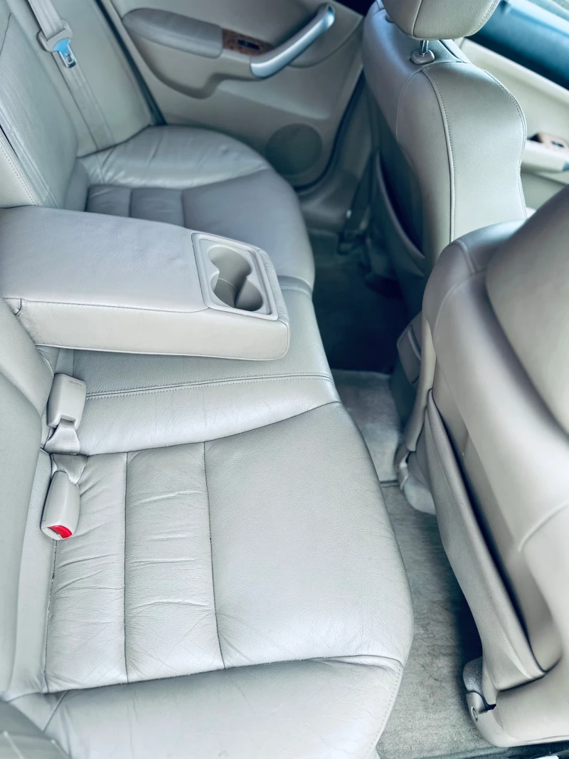 Honda Accord Седан, снимка 12 - Автомобили и джипове - 53184043