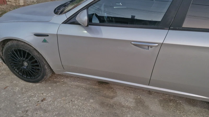 Alfa Romeo 156 sportwagon 1.9, снимка 3 - Автомобили и джипове - 53590936