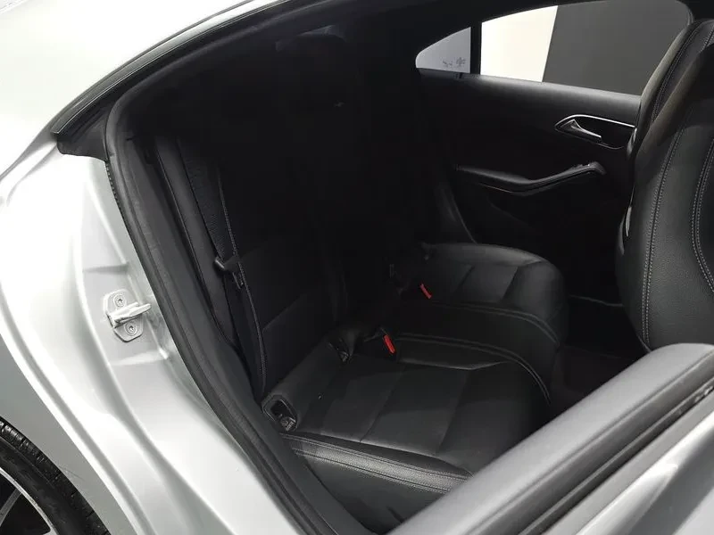 Mercedes-Benz CLA 250 САМО 30% АВАНС, снимка 12 - Автомобили и джипове - 55735101