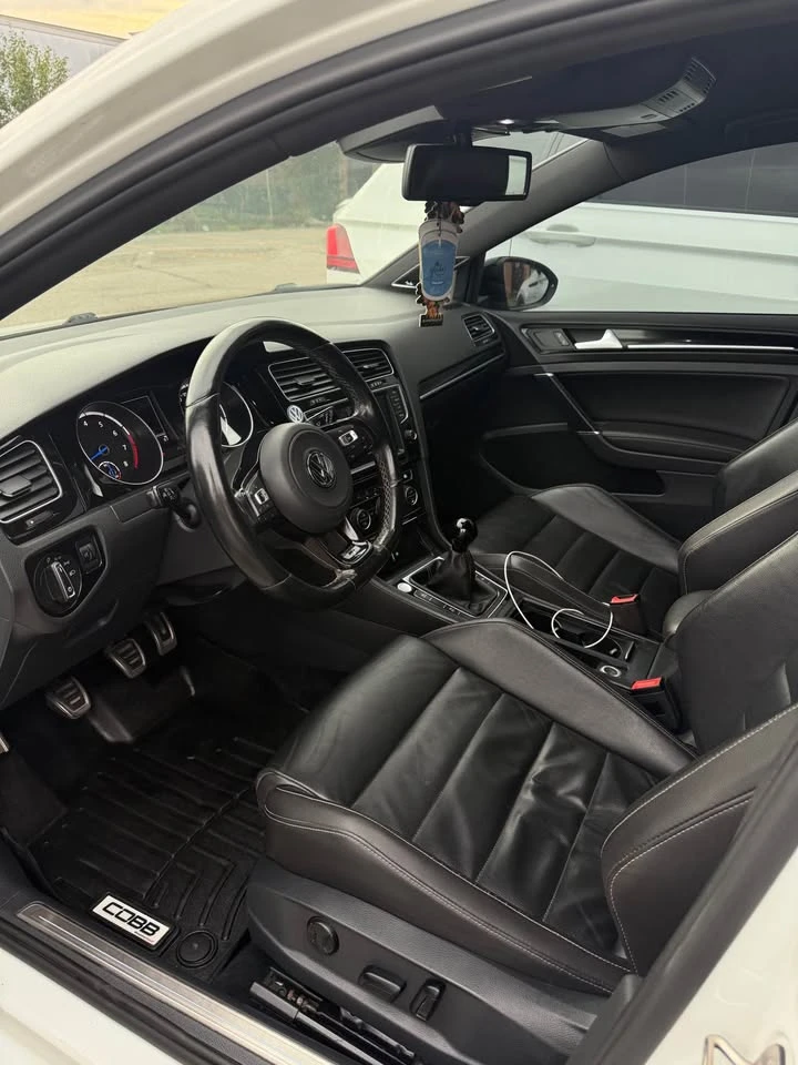 VW Golf R, Fener , Без инциденти ЦЕНА до БГ, снимка 4 - Автомобили и джипове - 56119720
