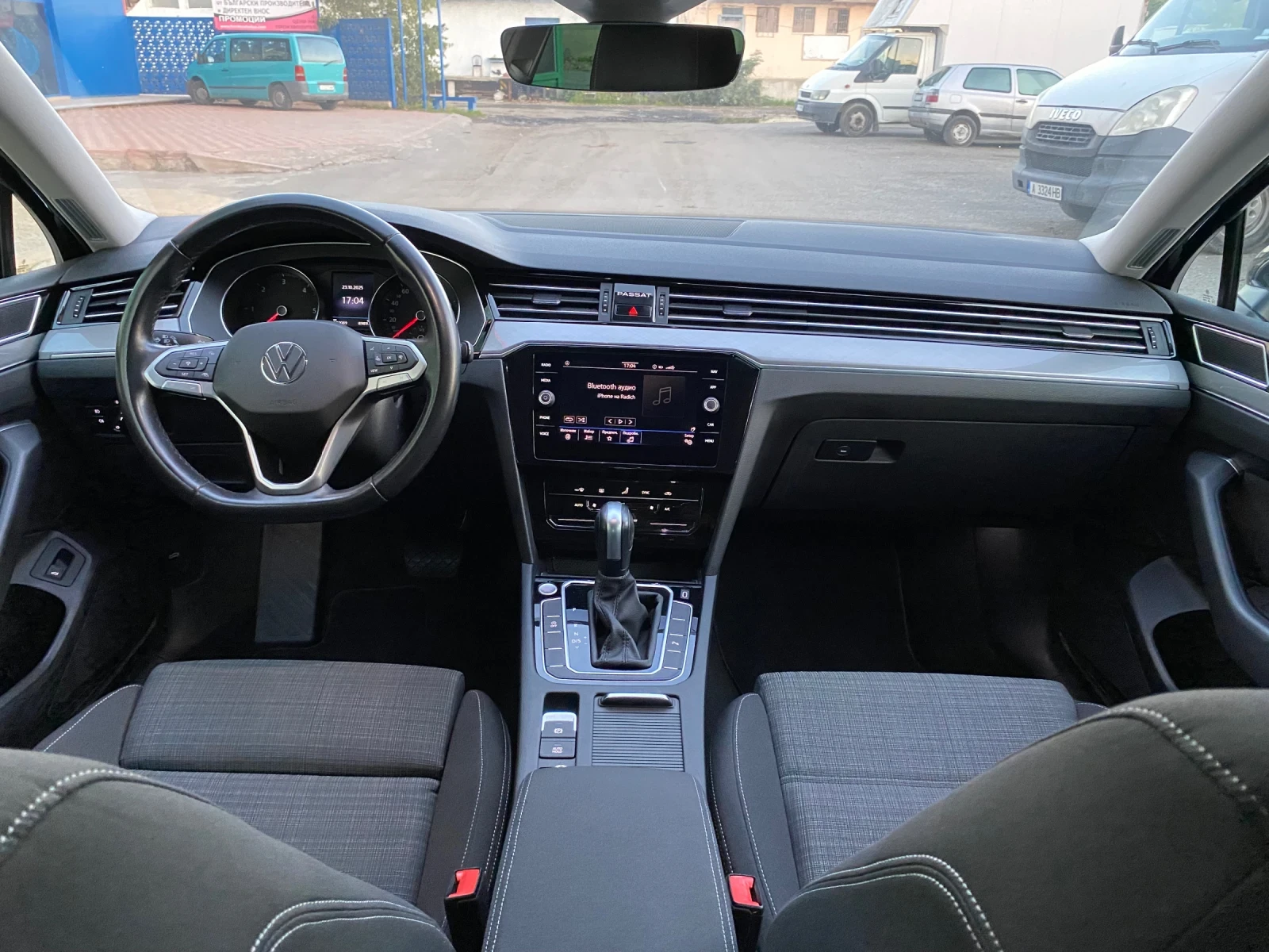 VW Passat 2.0 150 кс. B8.5 | Mobile.bg — изображение 12