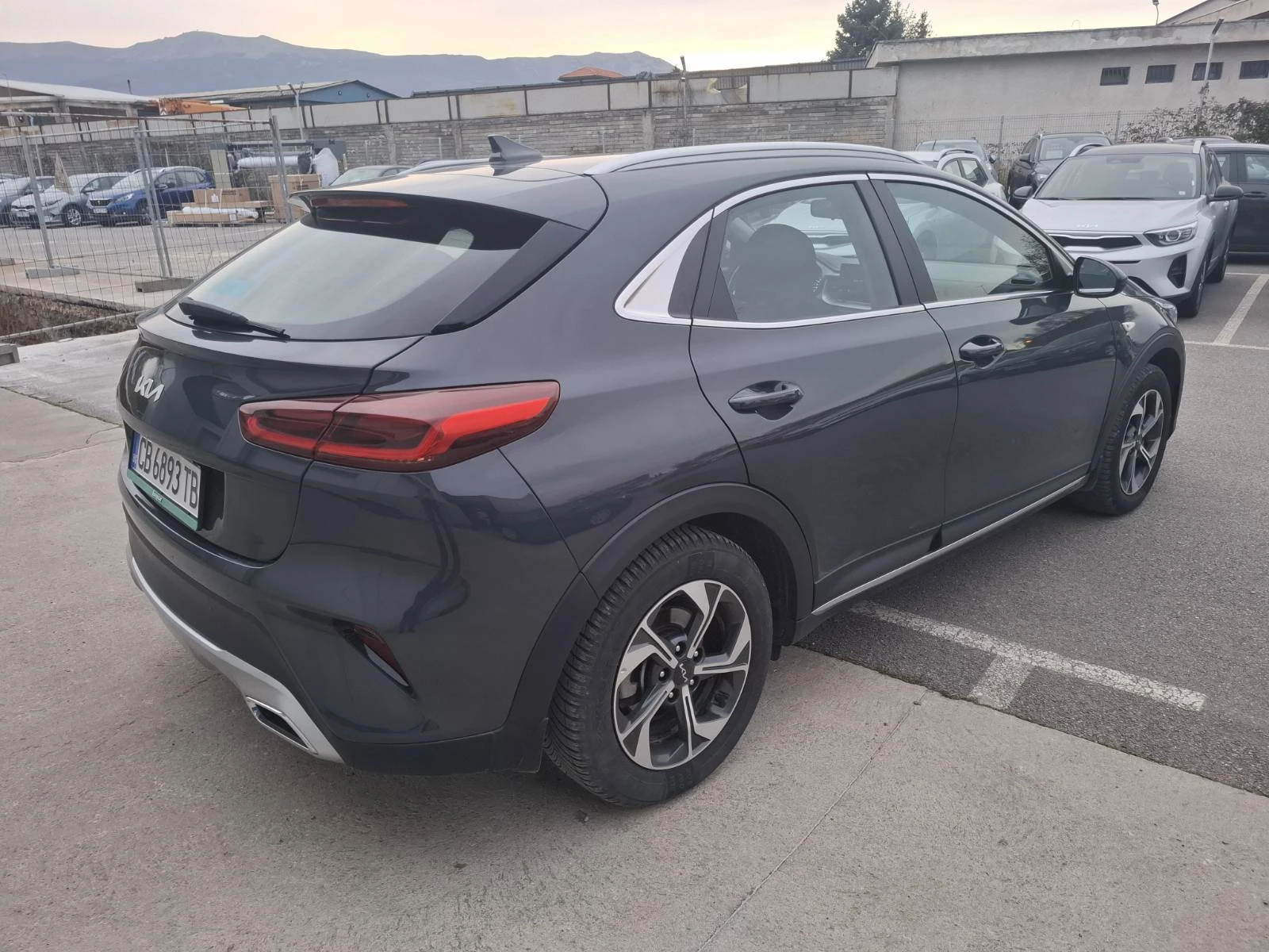 Kia XCeed 1.5 T-gdi Comfort Гаранция - изображение 4