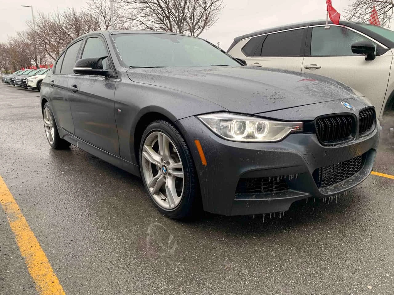 BMW 335 xDrive * ШИБИДАХ * ЛИЦЕНЗИРАН ПРОДАВАЧ, снимка 3 - Автомобили и джипове - 53804555