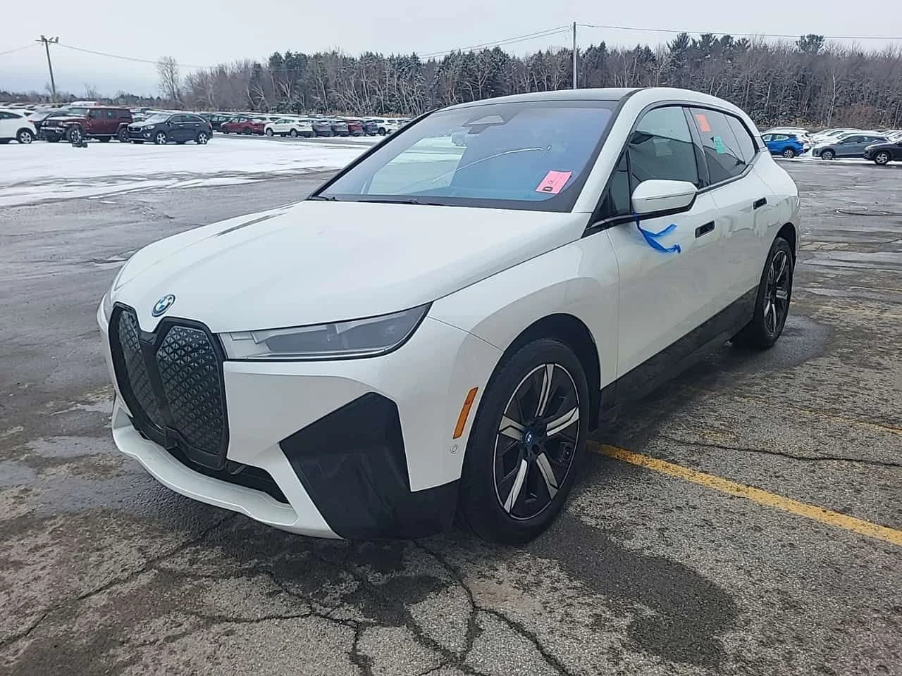 BMW iX  XDRIVE50| PANO| 360| HUD| 2 КЛЮЧА| CARFAX  | Auto.bg — изображение 1