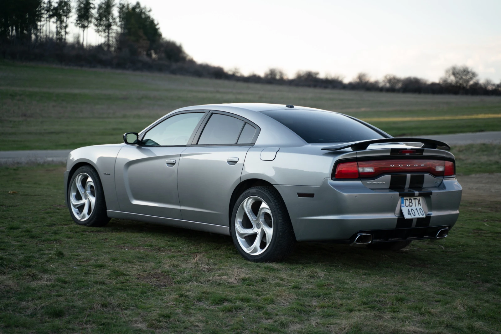 Dodge Charger R/T PLUS, снимка 3 - Автомобили и джипове - 54102717