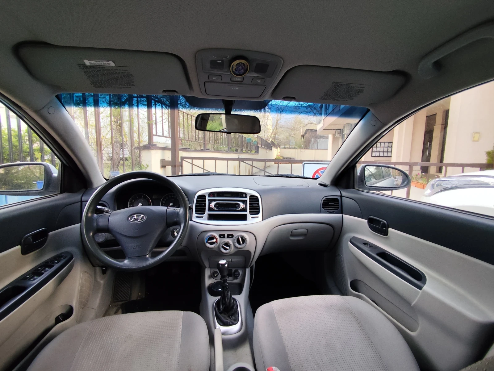 Hyundai Accent CRDI 16V 1.5 110hp, снимка 4 - Автомобили и джипове - 54209567