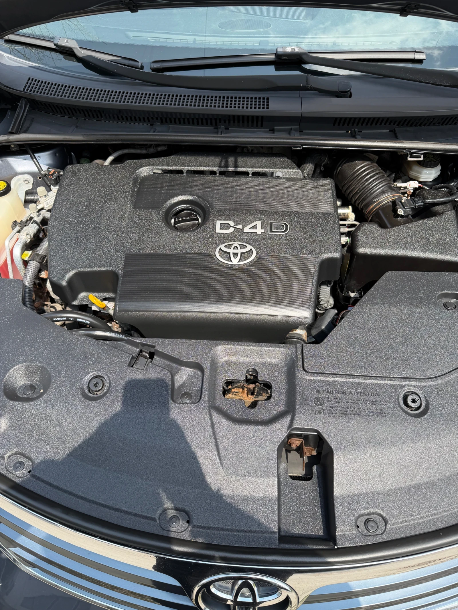 Toyota Avensis 2, 0d4d/126кс, снимка 7 - Автомобили и джипове - 54255361