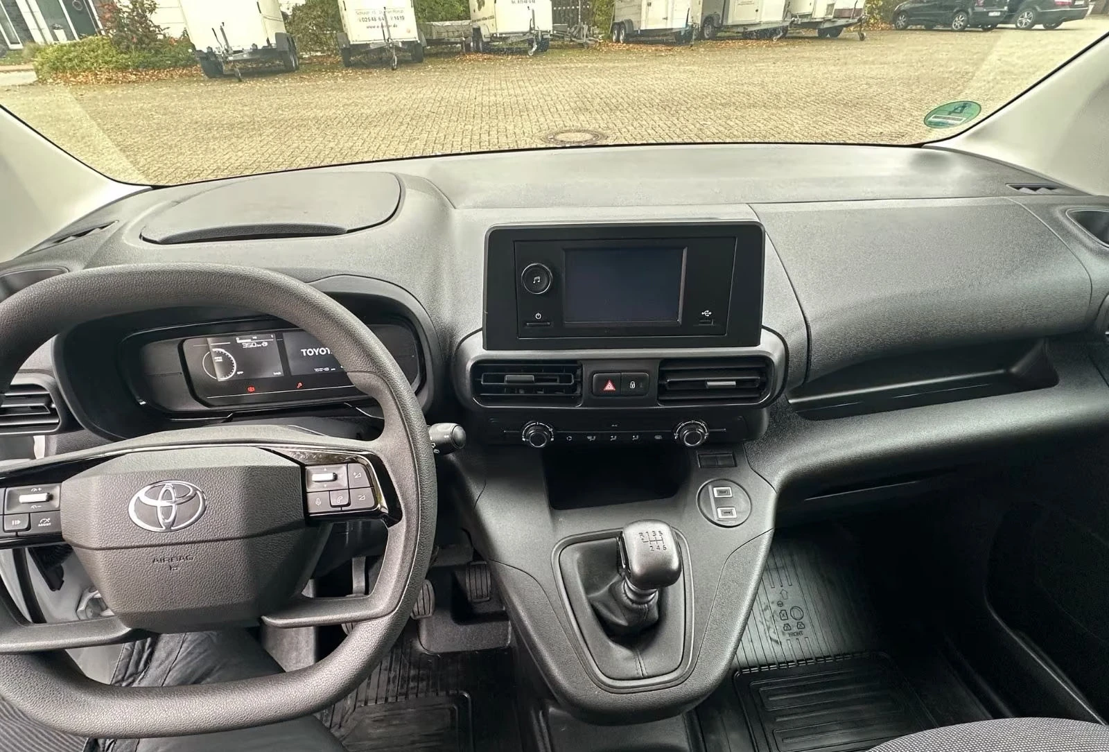 Toyota Proace City Verso L1-DUTY/102HP/LED/DIGI/DAB/243q, снимка 9 - Автомобили и джипове - 54379495