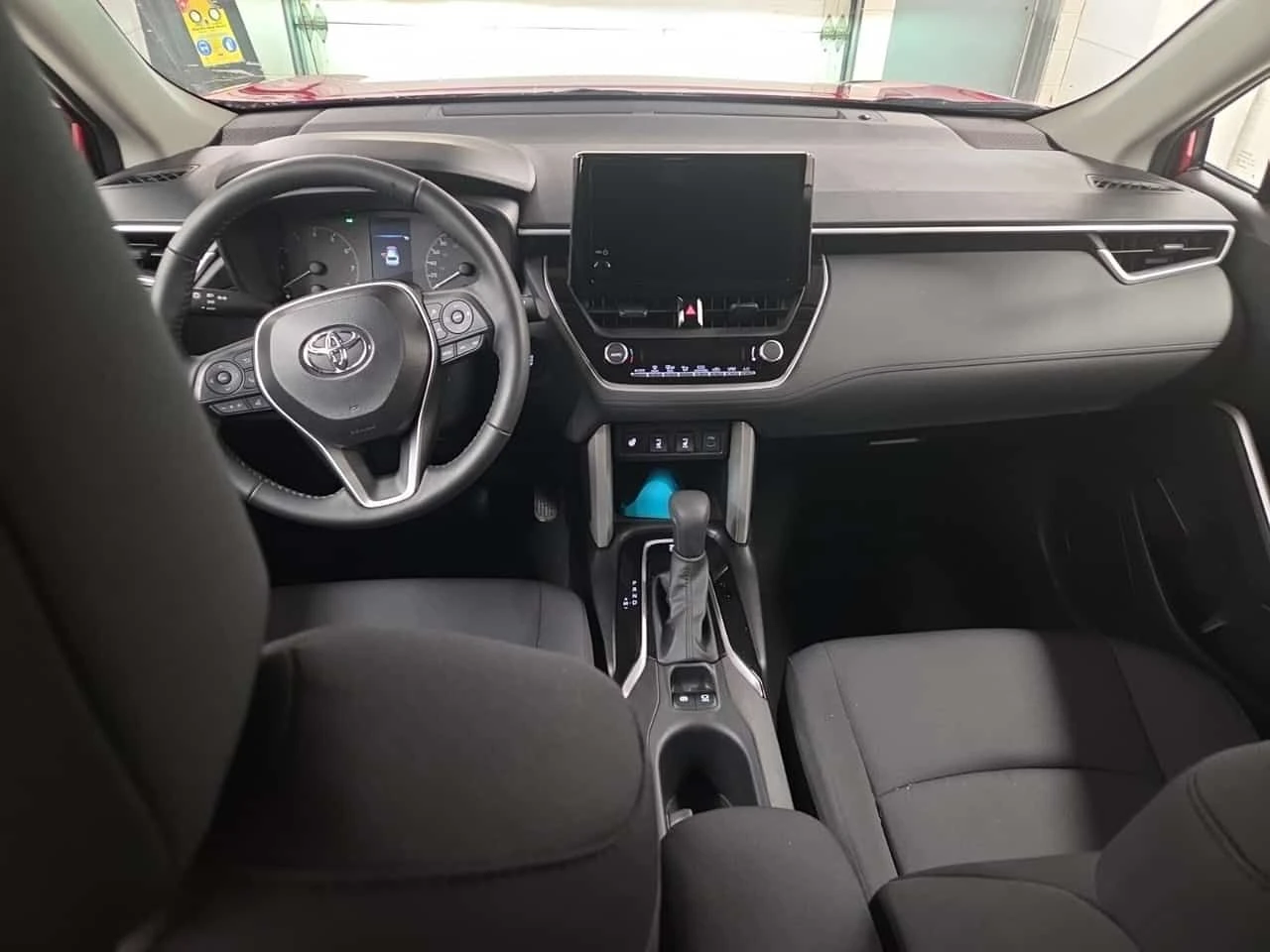 Toyota Corolla Cross LE  CARFAX, снимка 10 - Автомобили и джипове - 54625890