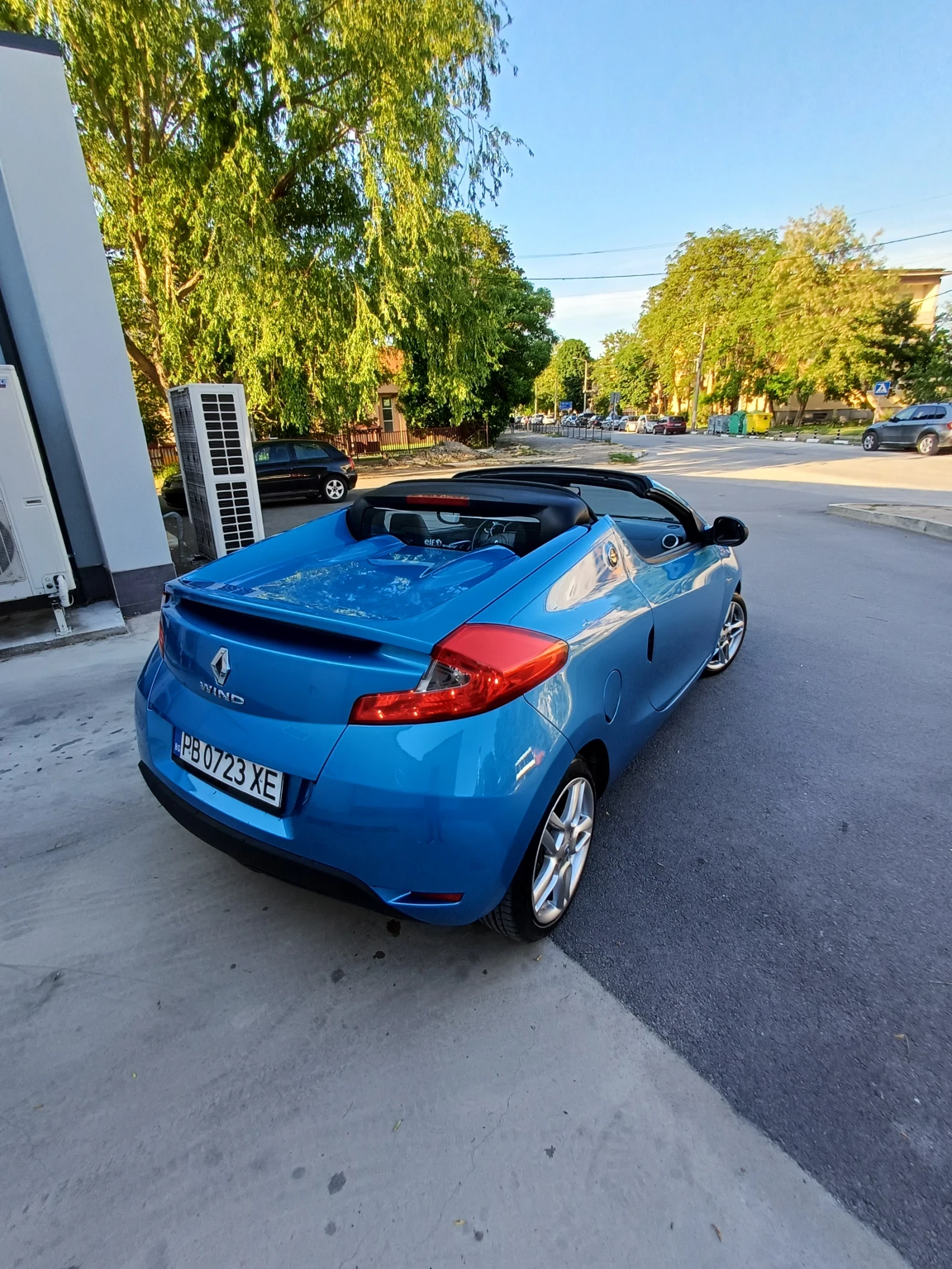 Renault Wind, снимка 2 - Автомобили и джипове - 54797028