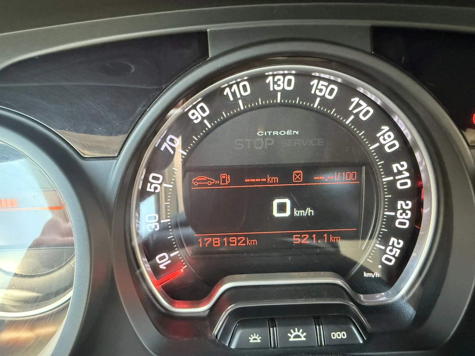 Citroen C5 C5X7 2.7 HDI, снимка 10 - Автомобили и джипове - 54900299