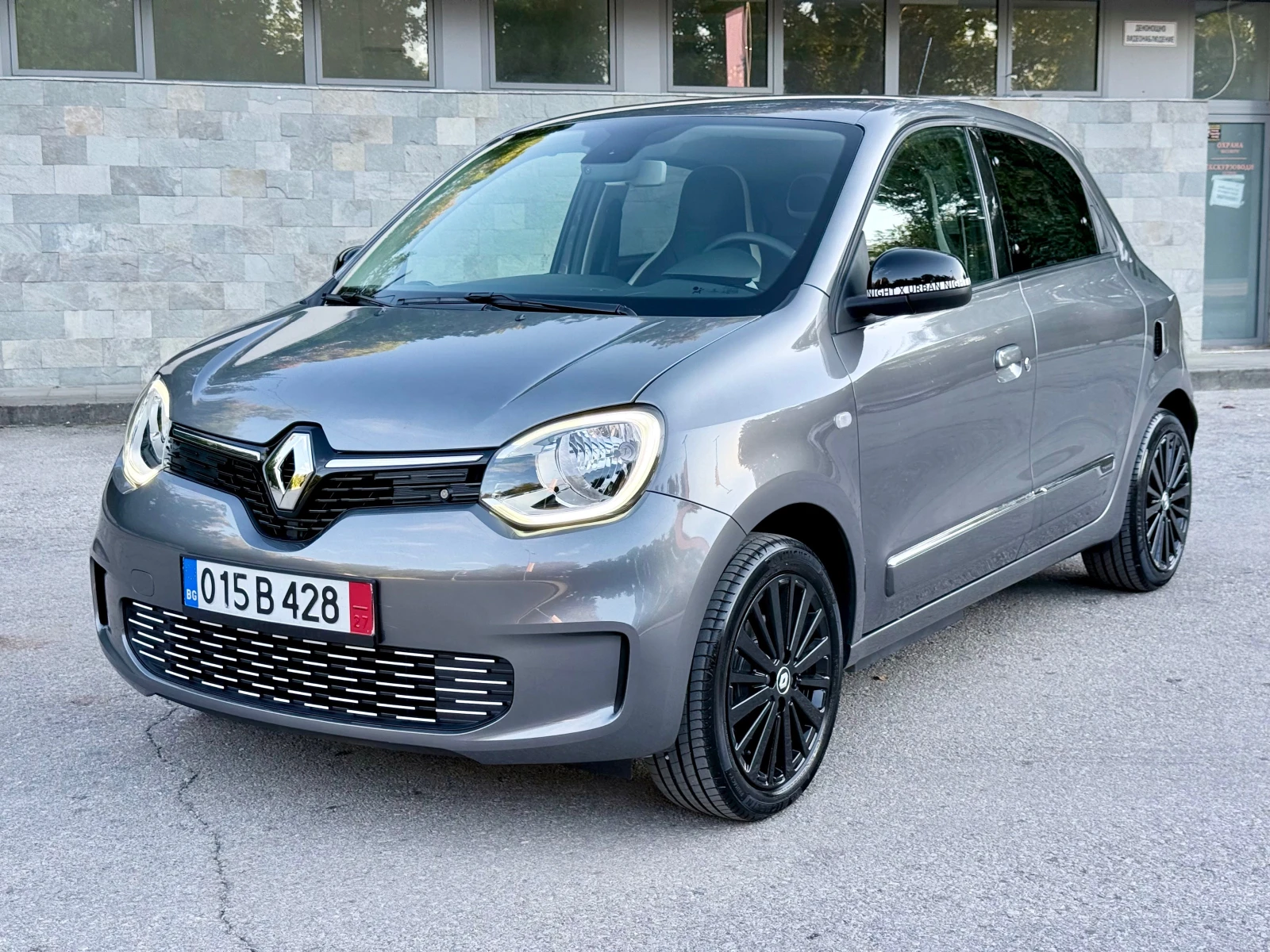 Renault Twingo Urban Night X* ZE-Electric* Led* В Гаранция* 