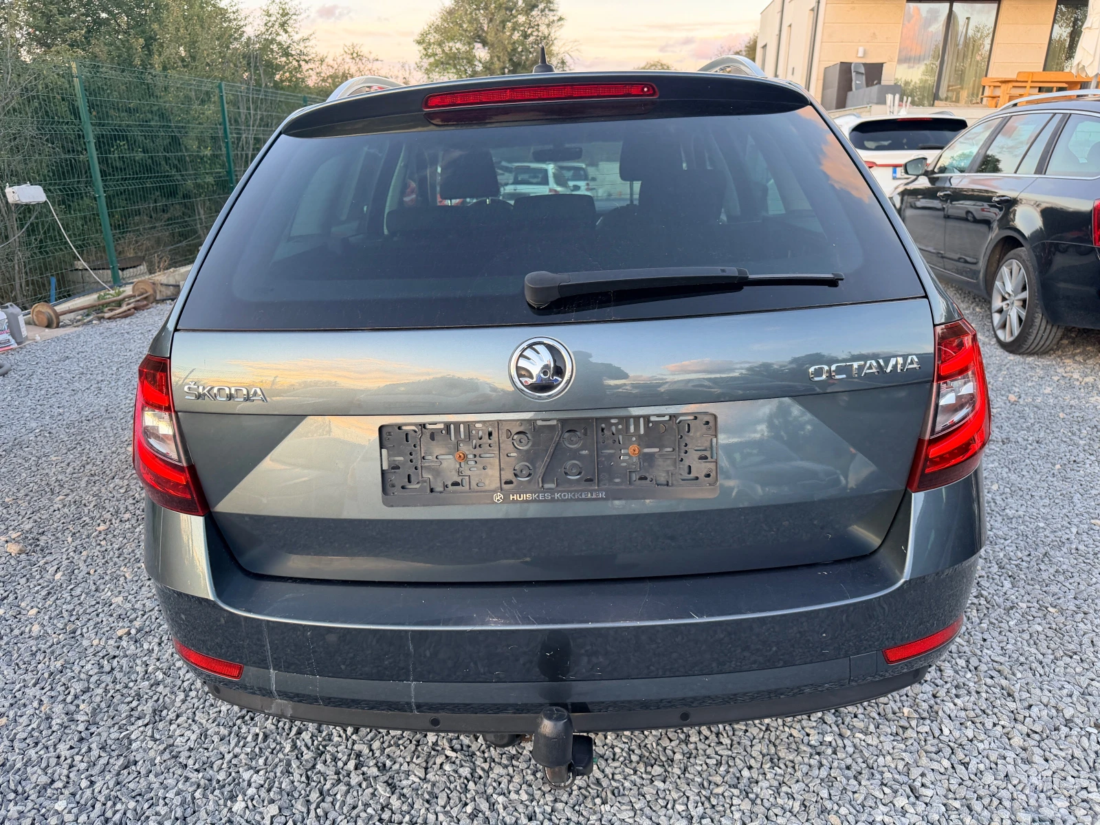 Skoda Octavia 1.5 TSI, снимка 7 - Автомобили и джипове - 56242119