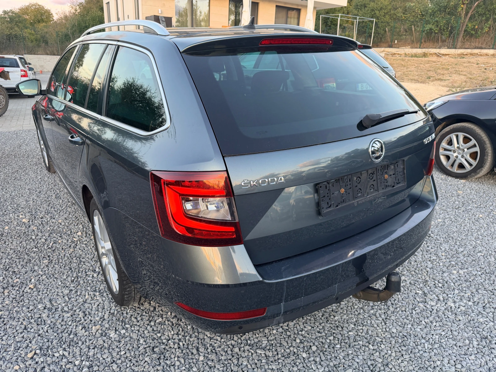 Skoda Octavia 1.5 TSI, снимка 6 - Автомобили и джипове - 56242119