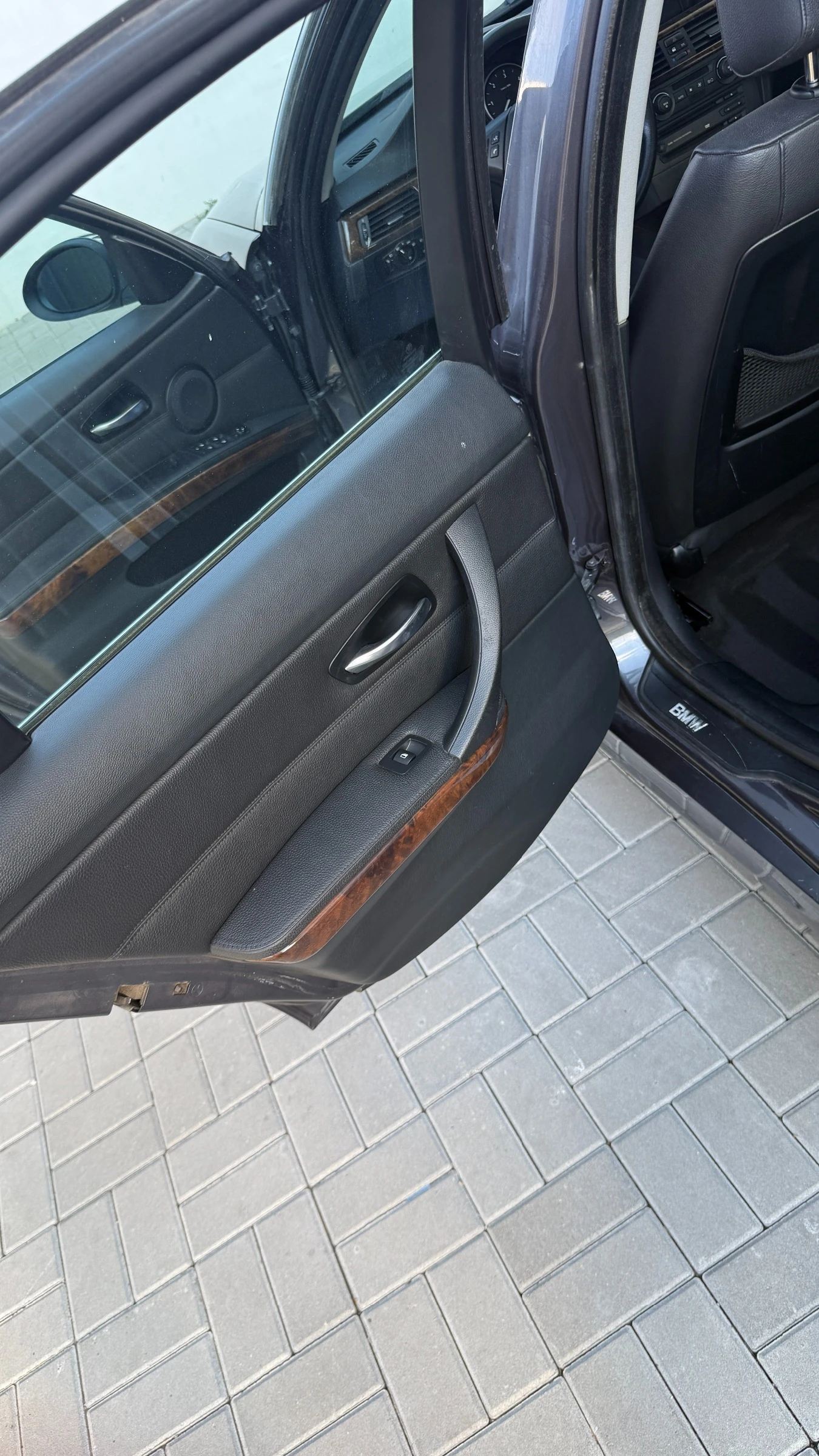 BMW 330, снимка 7 - Автомобили и джипове - 56260549