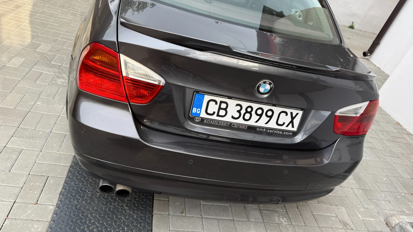 BMW 330, снимка 10 - Автомобили и джипове - 56260549