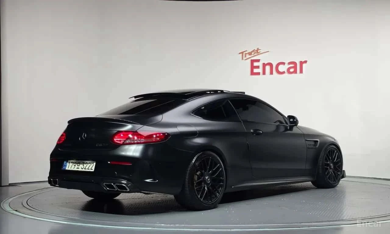 Mercedes-Benz C 63 AMG, снимка 2 - Автомобили и джипове - 56690429