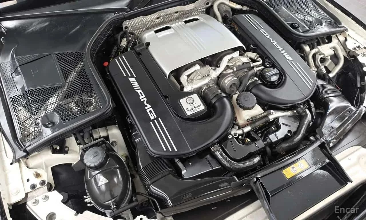 Mercedes-Benz C 63 AMG, снимка 8 - Автомобили и джипове - 56690429