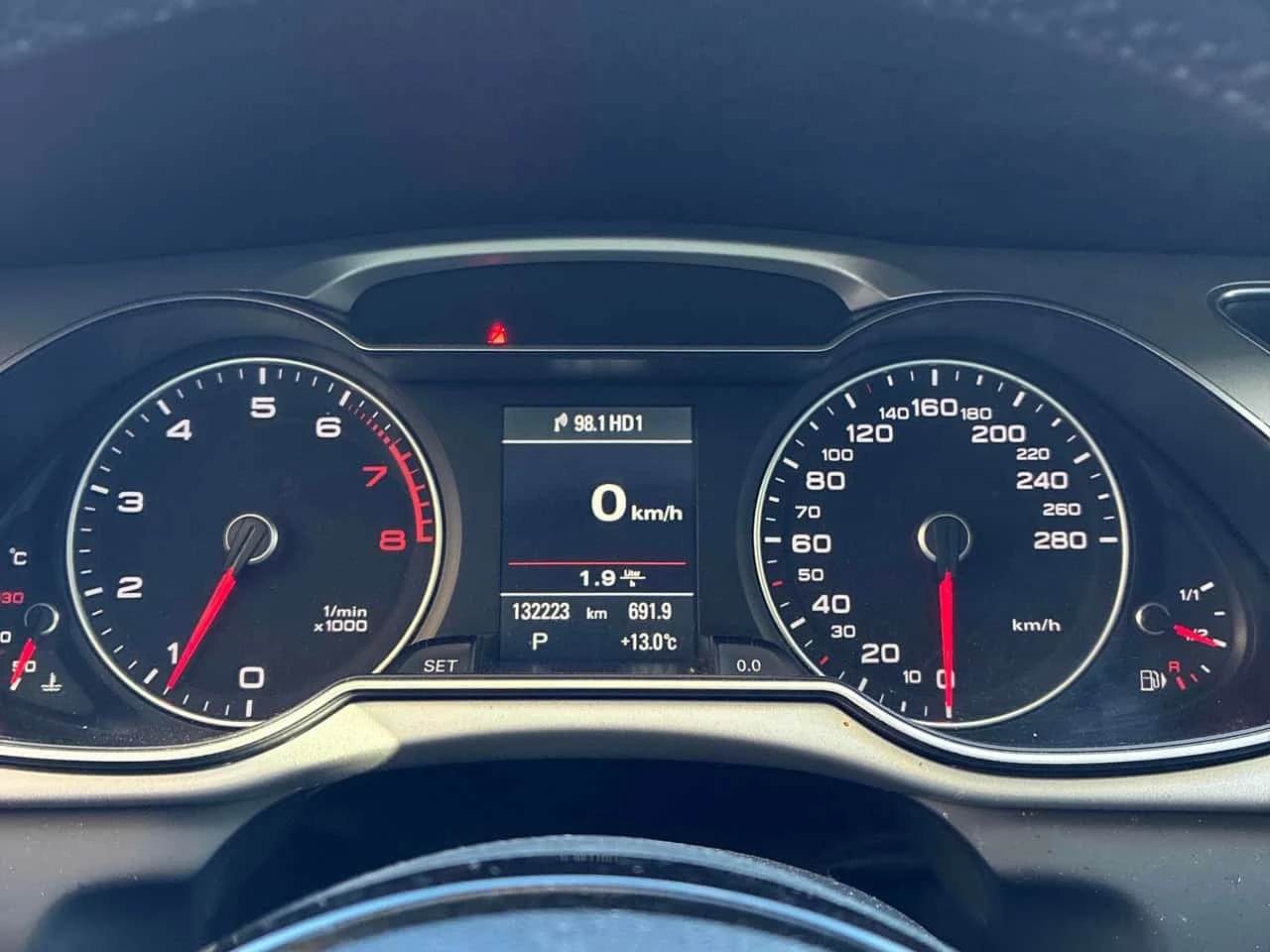 Audi A4 * Progressiv plus * CARFAX * ОТ ПРЕДСТАВИТЕЛСТВО *, снимка 8 - Автомобили и джипове - 56734097