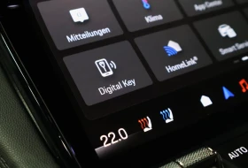 Porsche Cayenne NEW* ELECTRIC* PANO* HuD* BOSE* DISTR* MEMORY* 360, снимка 15
