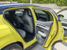 Volvo EX30 Extended Range Plus Moss Green, снимка 10