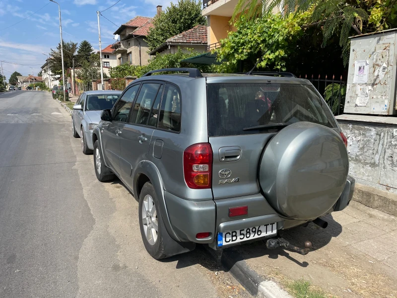 Toyota Rav4, снимка 4 - Автомобили и джипове - 49556179